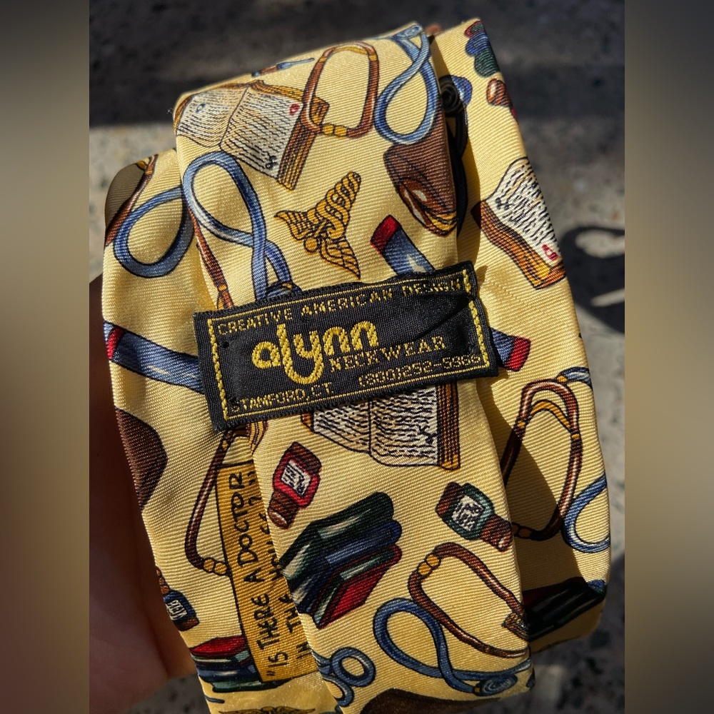 Alynn Neckwear Neck Tie. - Picture 7 of 7